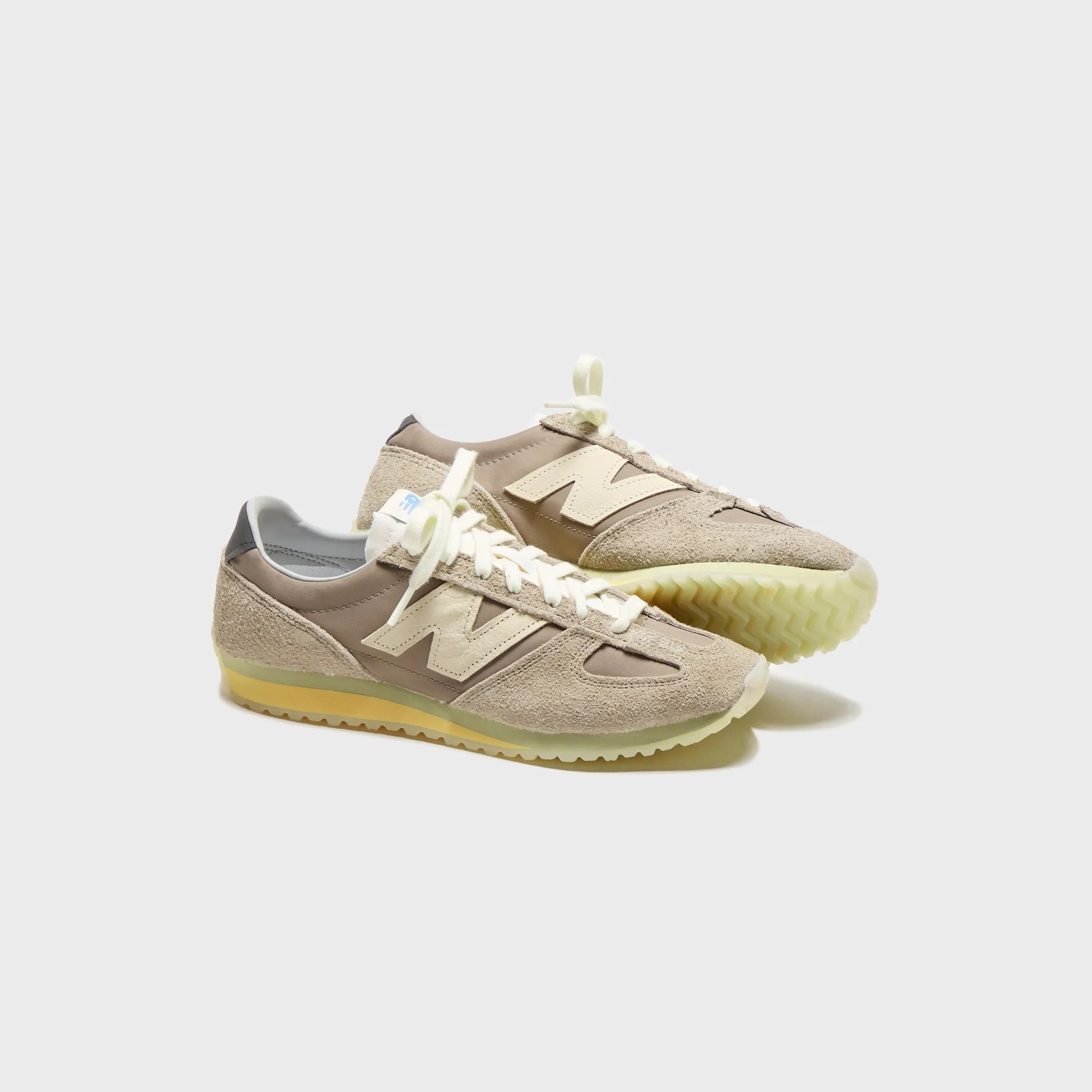 Comfortable Advertising New Balance 471 - Arid Stone / Raincloud / Morel