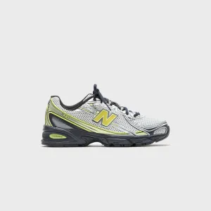 Breathable Advantage New Balance 740 - Sea Salt / Phantom / Firefly