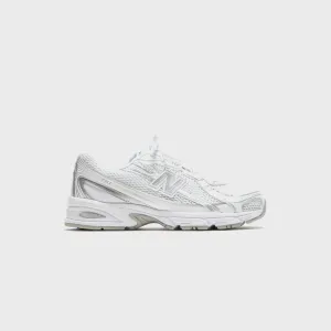 New Balance 740 - Silver / White Open Toe Style