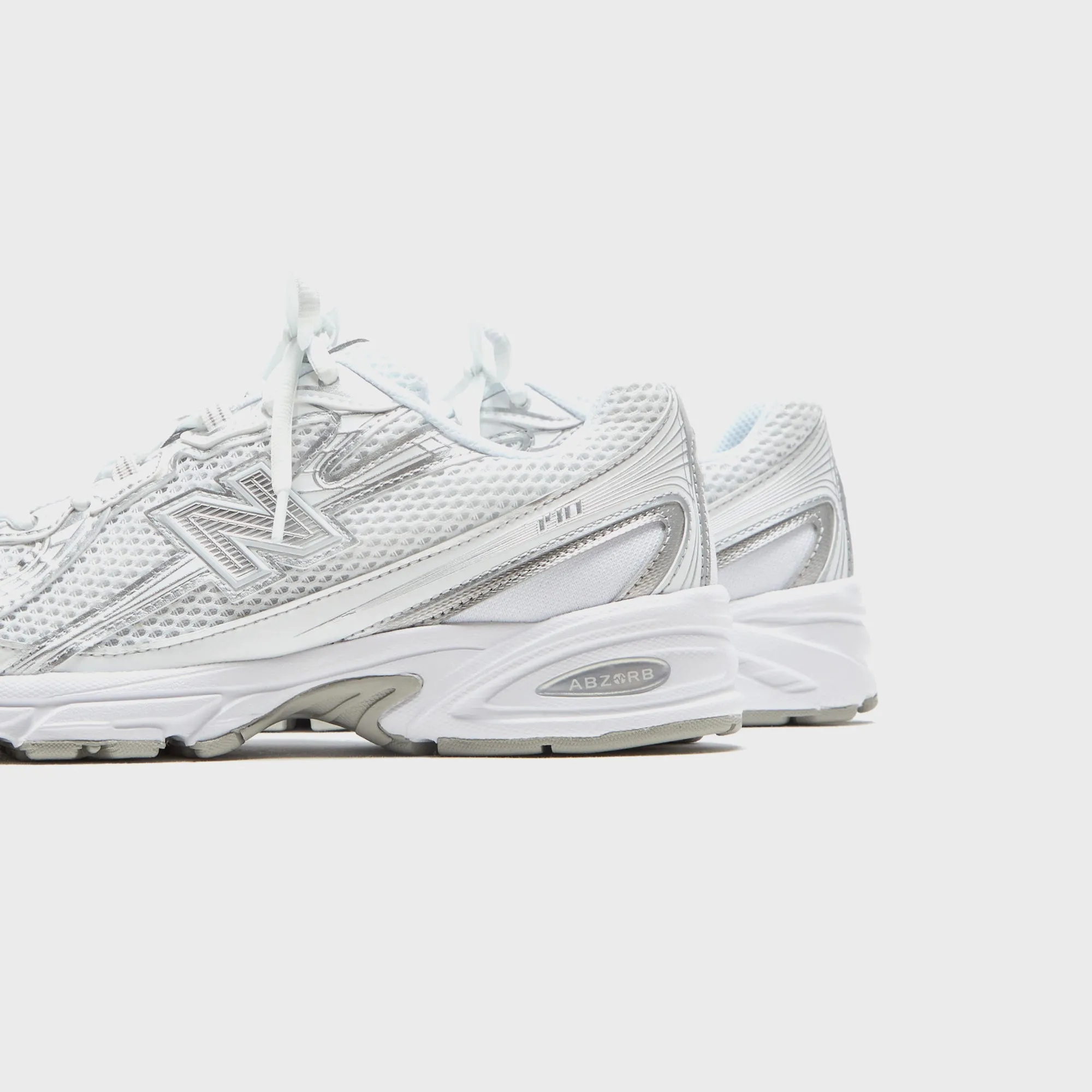 Rise Every Time Dress from the Feet Up New Balance 740 - Silver / White