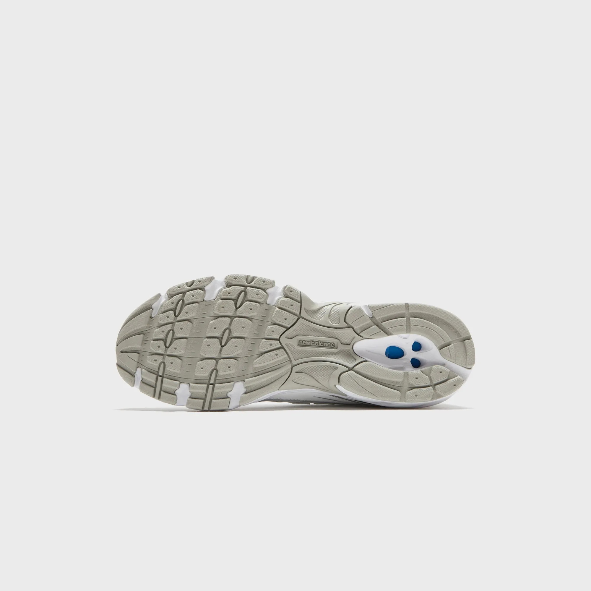 New Balance 740 - Silver / White Labor Day Sale Born to Stand Out