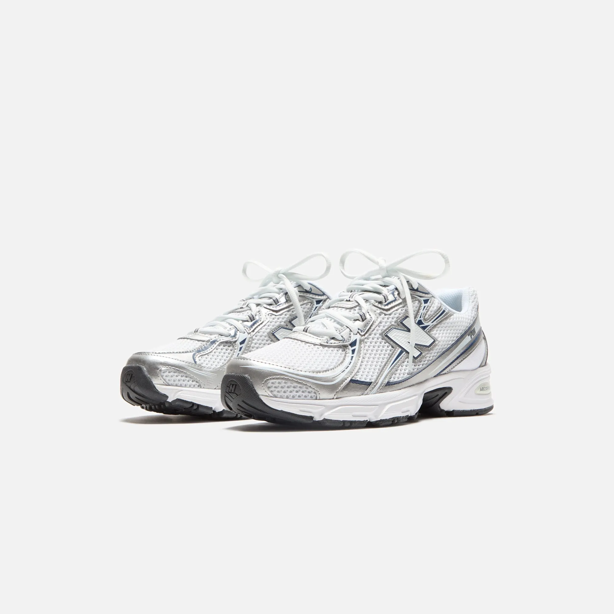 Wide Fit Specification AnniversarySale New Balance 740V2 - White / Shadow Grey / Navy