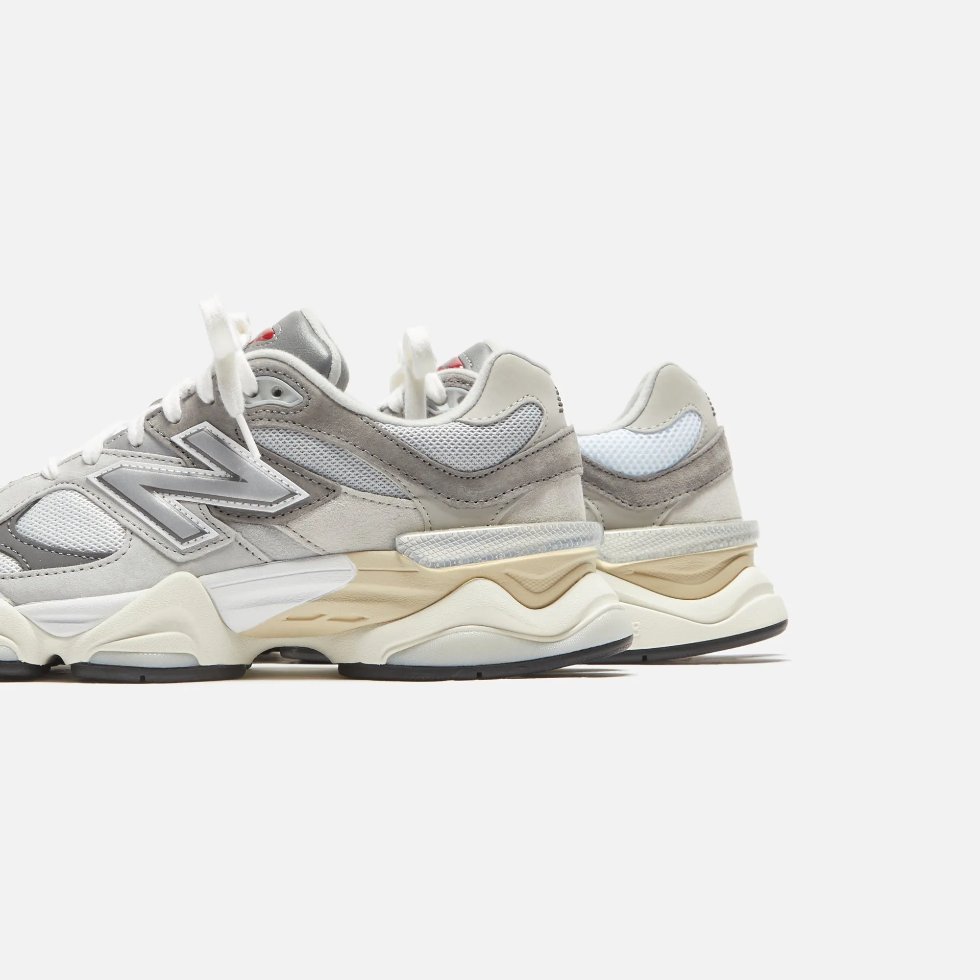 Comfort Reclaim Comfortable Heel Design New Balance 9060 - Grey Day