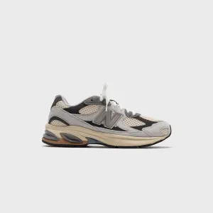 New Balance Abzorb 2010  - Brighton Grey / Linen Water Resistance Efficiency Dance Shoes
