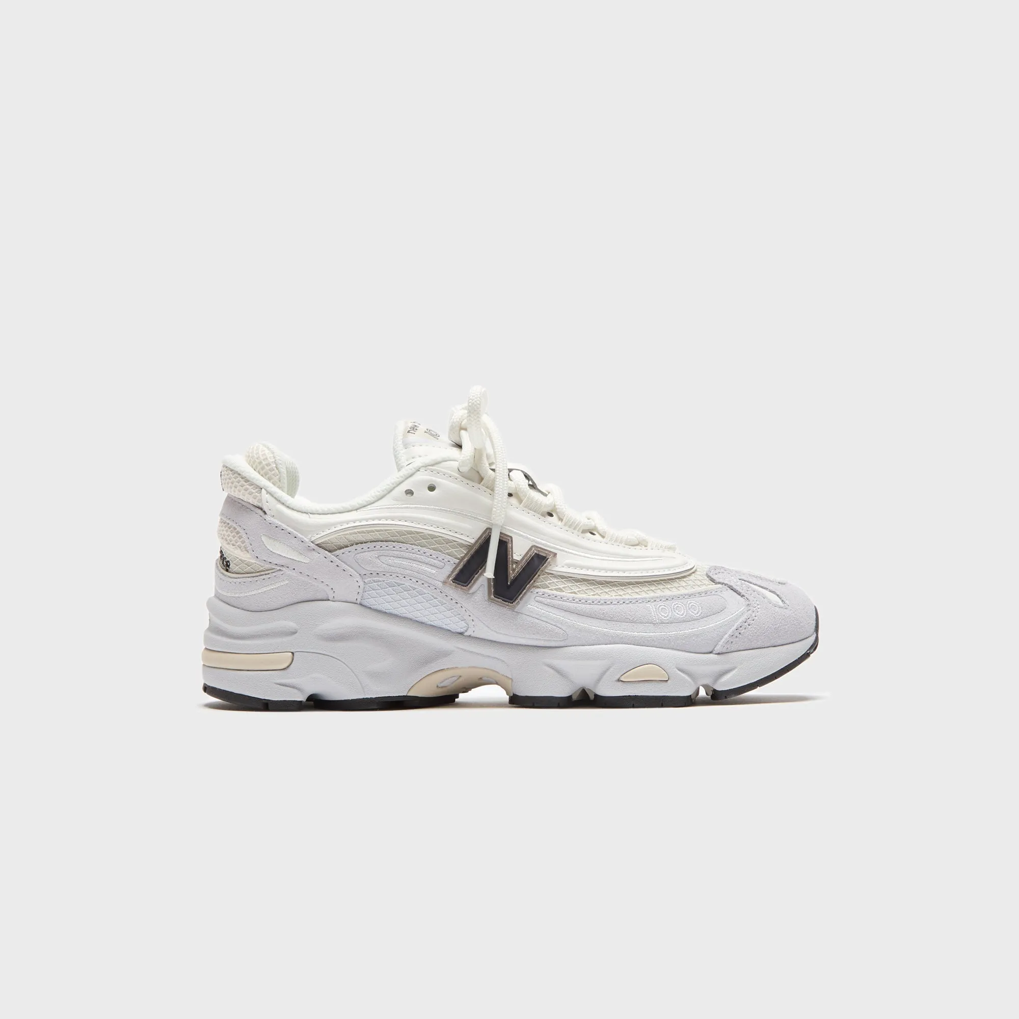 Soft Touch Feeling New Balance M1000 - Pearl Grey