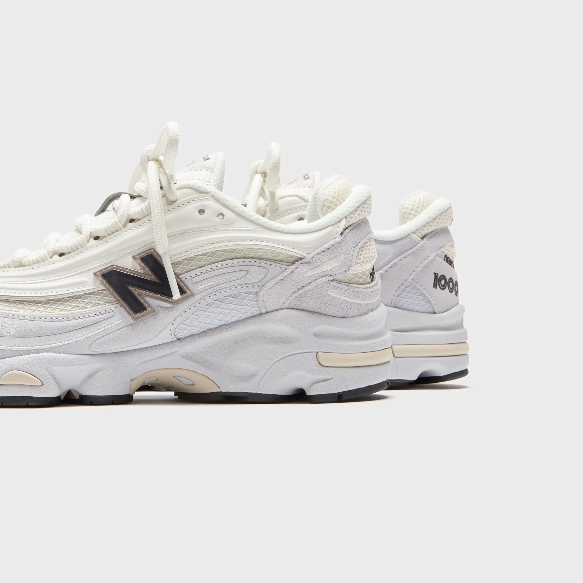 New Balance M1000 - Pearl Grey Secure Closure