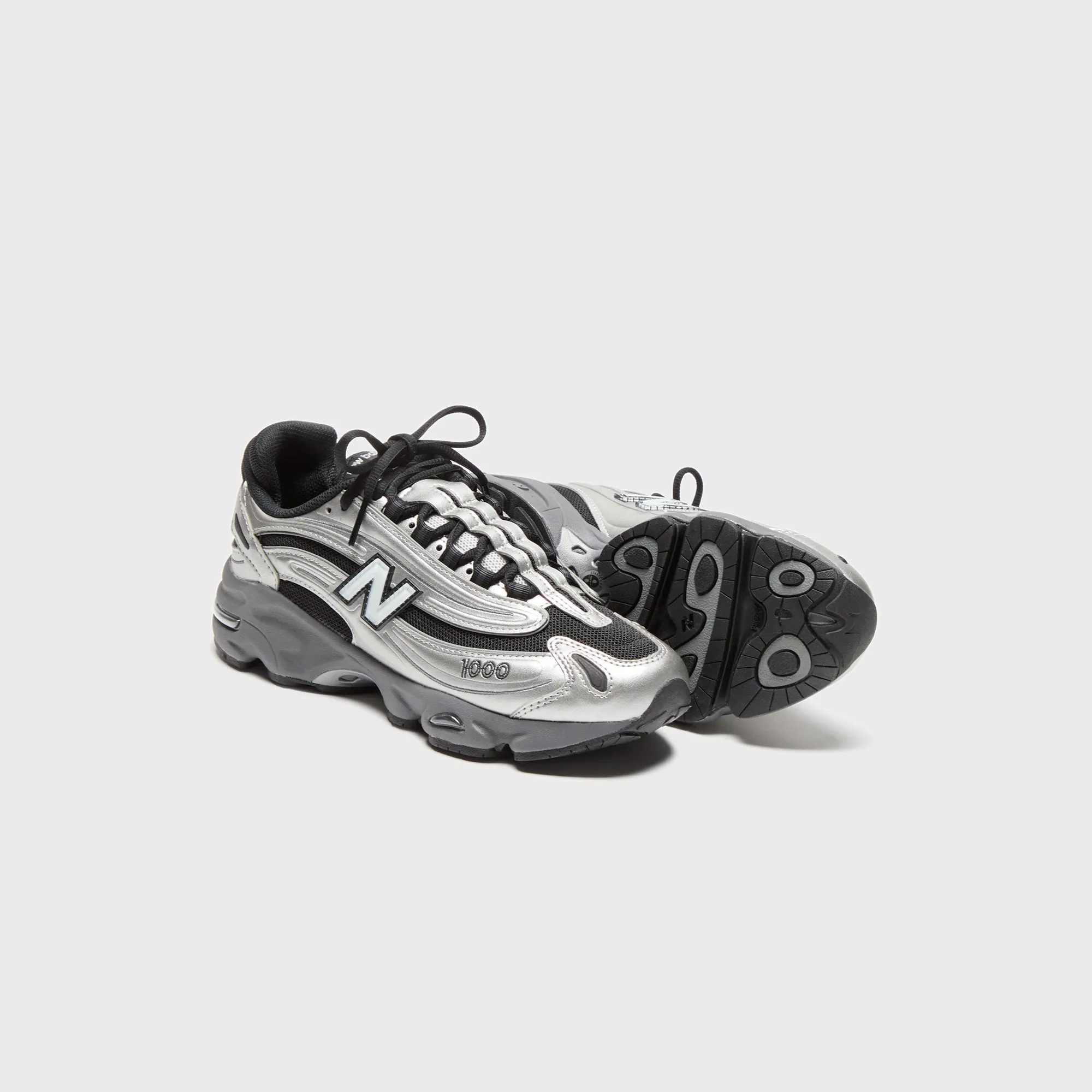 New Balance M1000 - Silver Metallic Slip-On Slip-On Slip-Resistant Design Appeal Adjustable Loop Technology