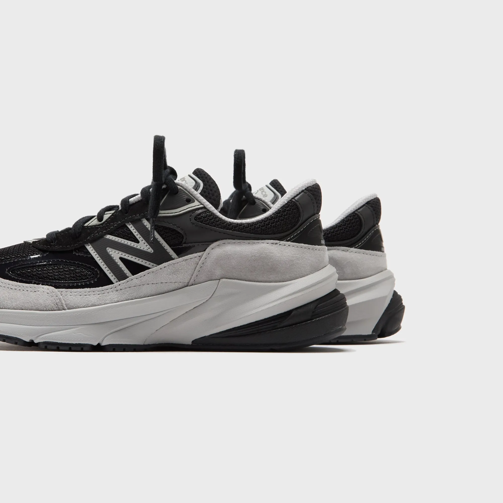 Comfortable Aspect Easy To Touch New Balance Made In Usa 990V6 - Black / Grey