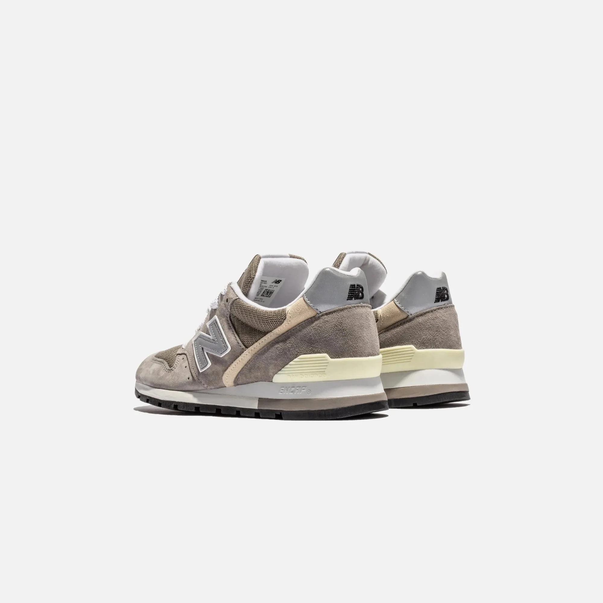 New Balance Made In Usa 996 - Grey / Silver "Flexibility Specification Comfortable Clip