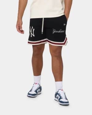 New Era New York Yankees Shorts en Polaire Noir/Pierre