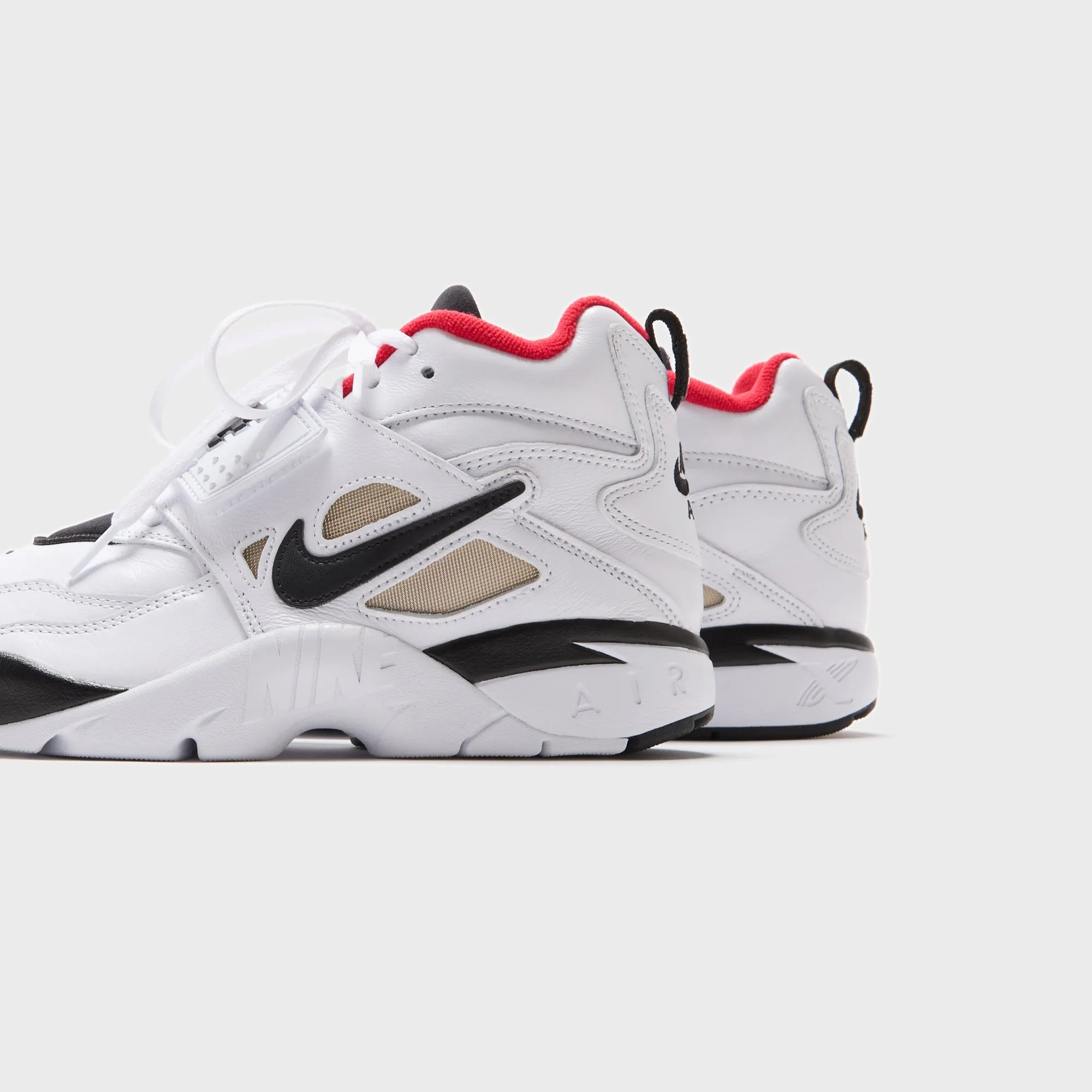 Nike Air Diamond Turf Proto '92 - White / University Red / Metallic Gold / Black DurableConstruction Screen Printing Trim