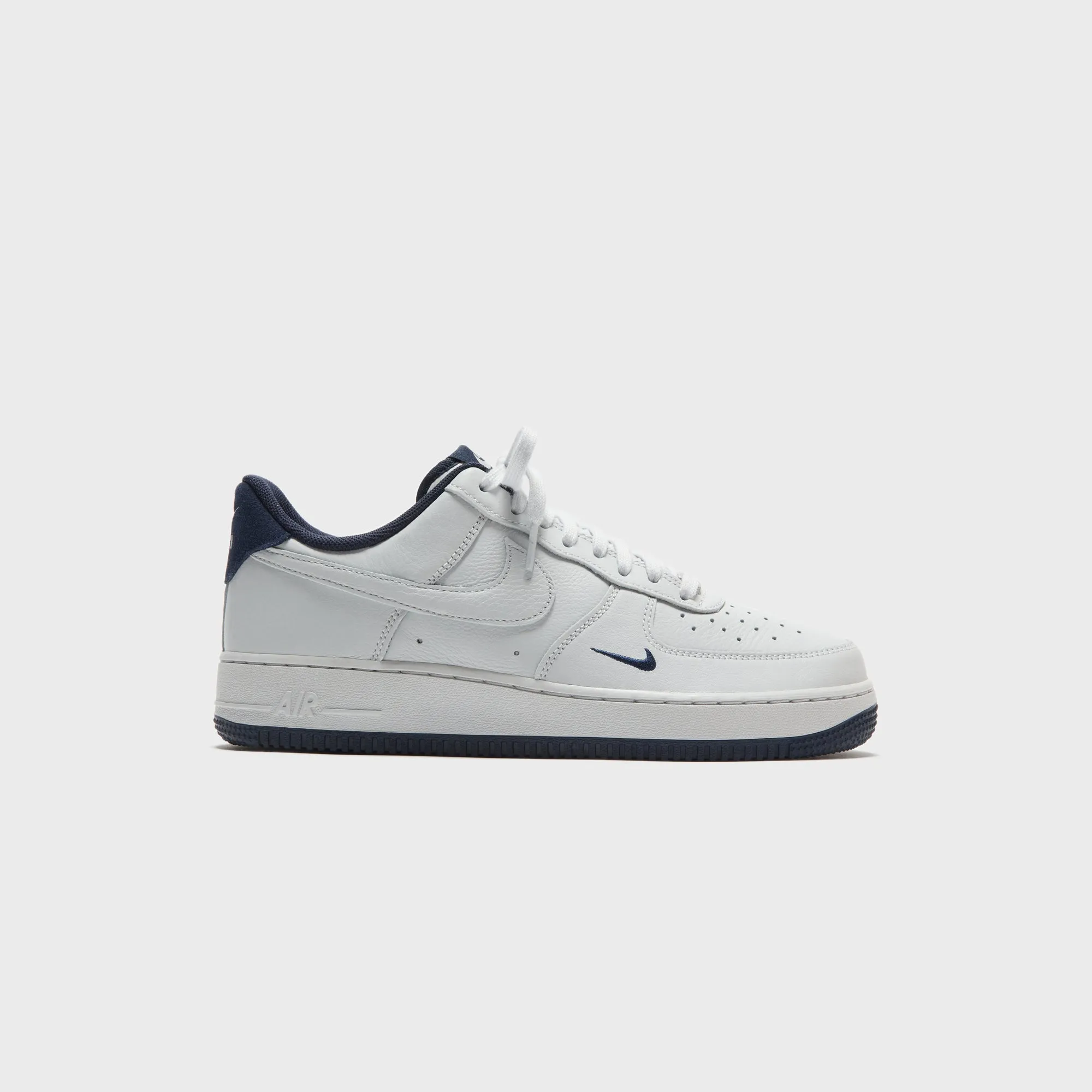 Nike Air Force 1 07 Lv8 -  Photon Dust / Obsidian / Photon Dust Self-Bandana