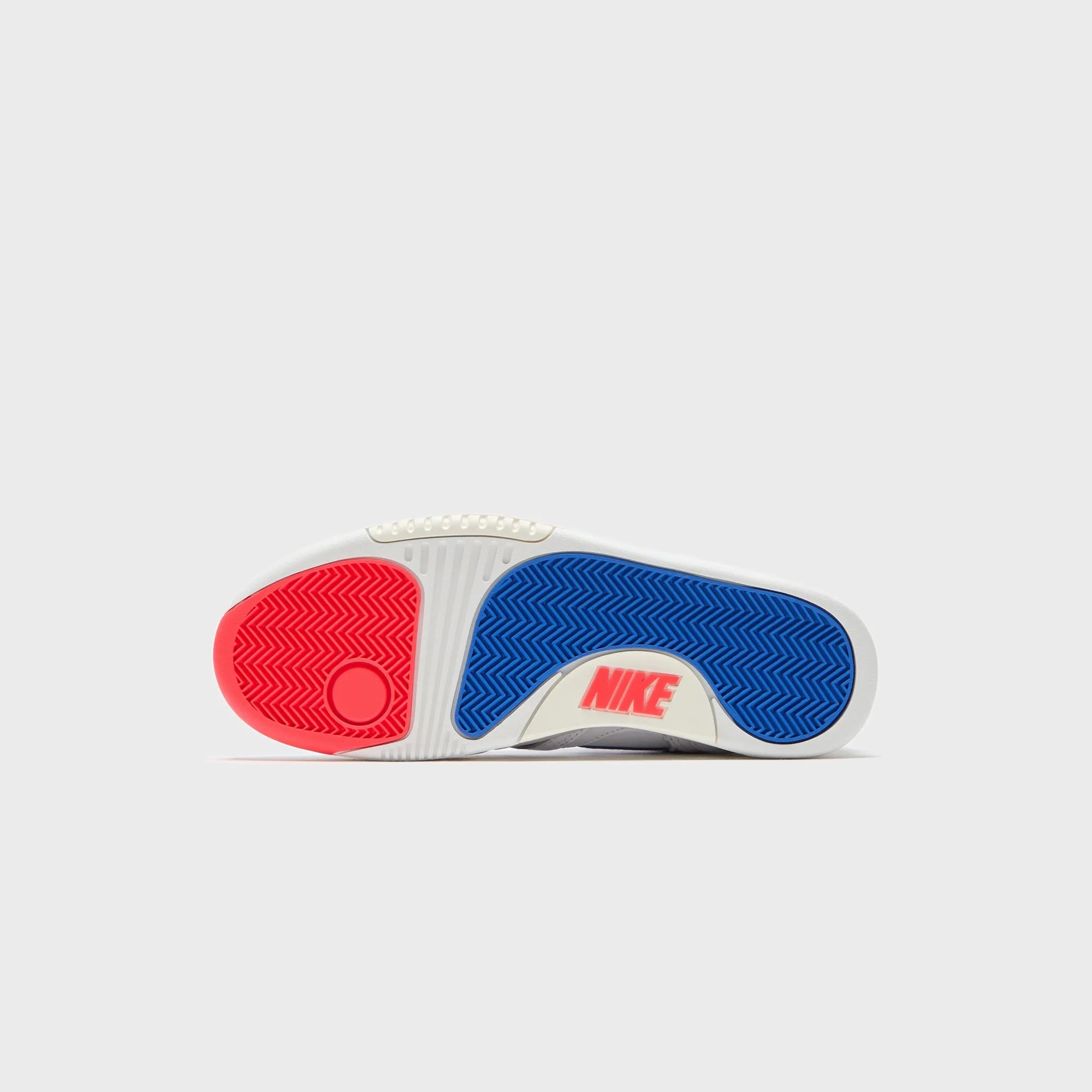 Built to Move You Nike Air Tech Challenge 2 - White / Royal Blue / Laser Crimson