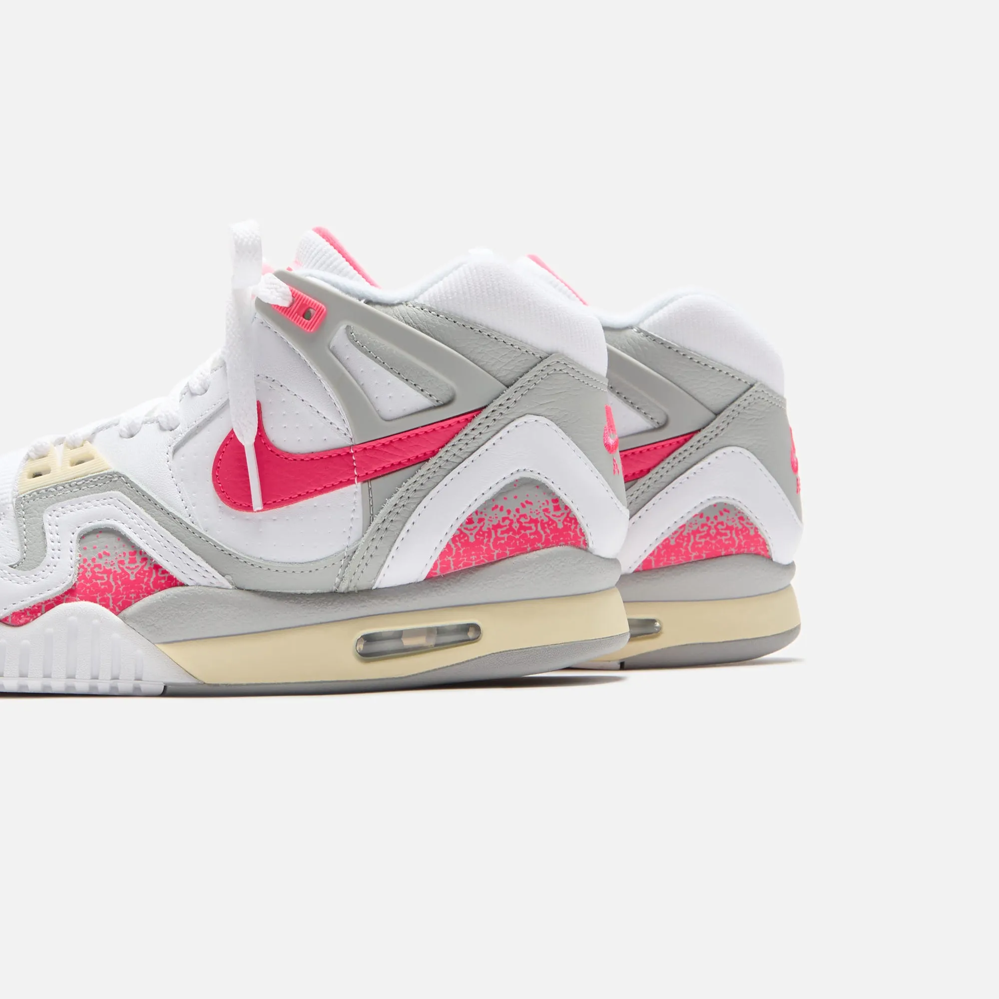Nike Air Tech Challenge Ii Qs - White / Racer Pink / Light Smoke Grey Breathable Fabric Treatment Zinc Material