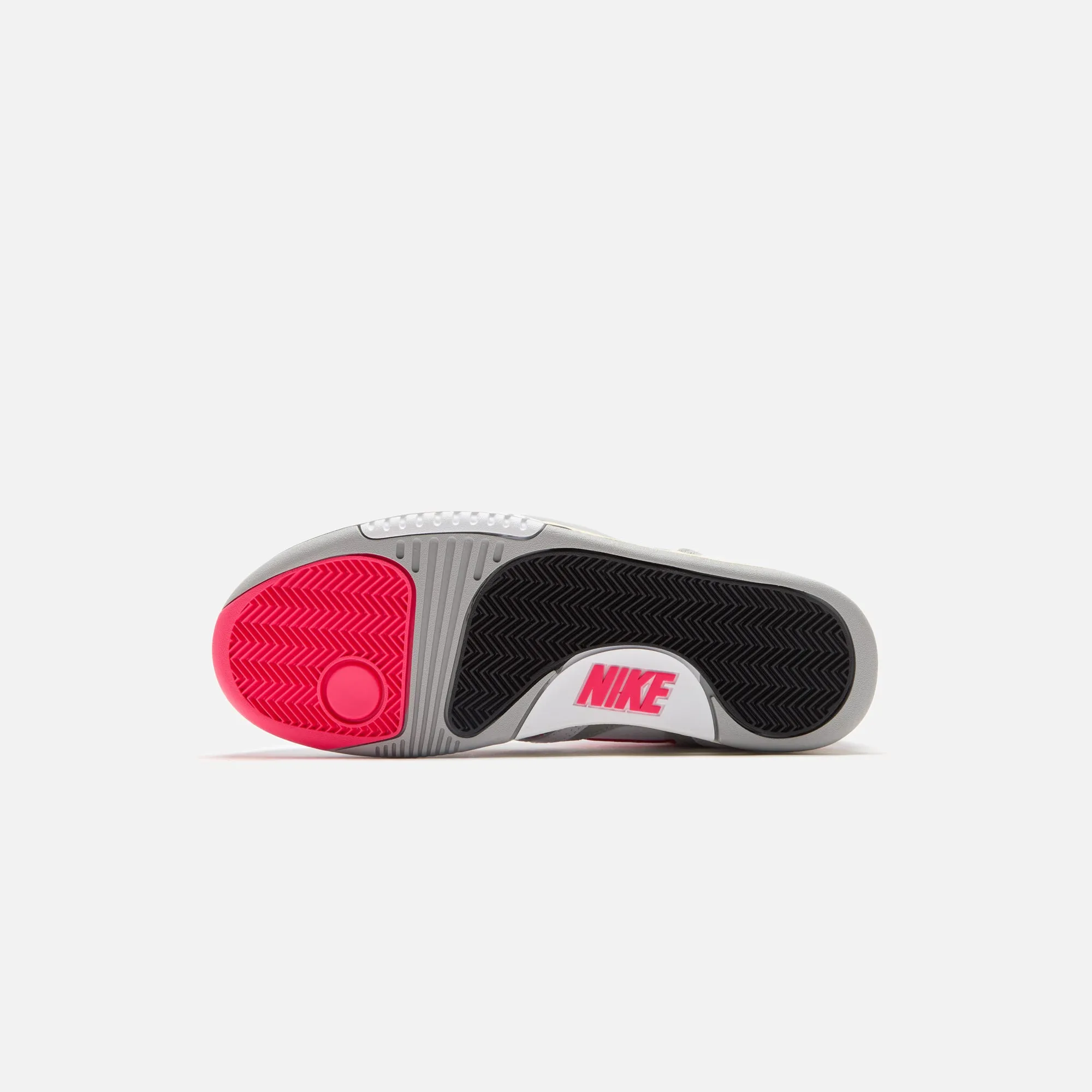 Nike Air Tech Challenge Ii Qs - White / Racer Pink / Light Smoke Grey Black Friday Deal Not for the Ordinary