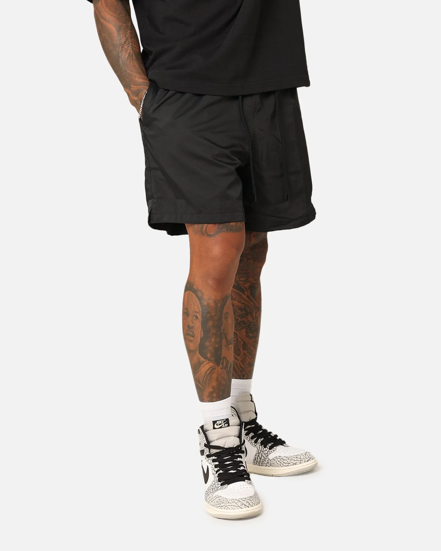 Nike Club Flow Short Noir/Blanc
