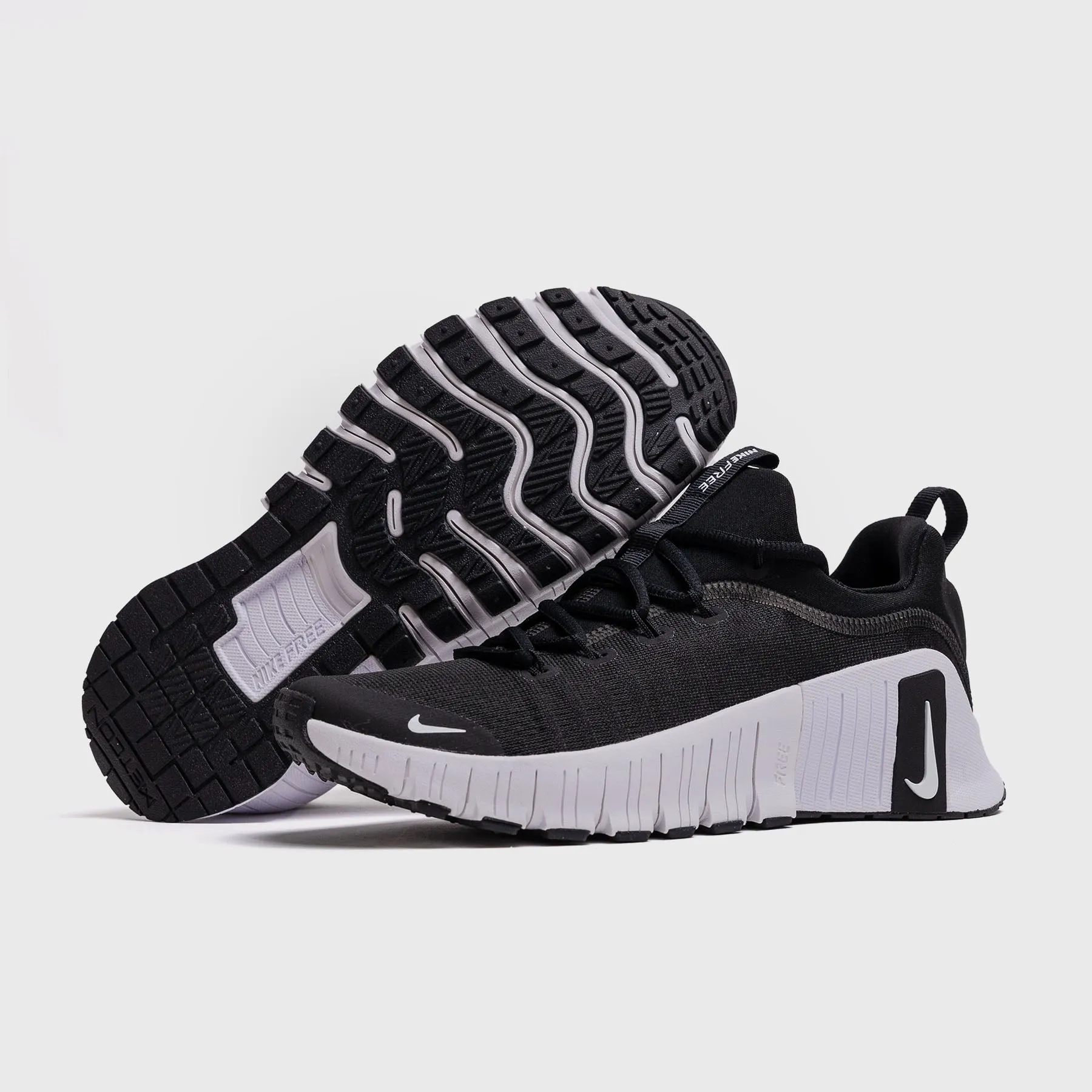Nike - Free Metcon 6 Women'S Training Shoes - Black/White Comfortable And Adjustable Upper Design Style
