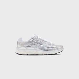 MultiStudElement Nike P-6000 - White / Metallic Silver / Blue Tint / Sail