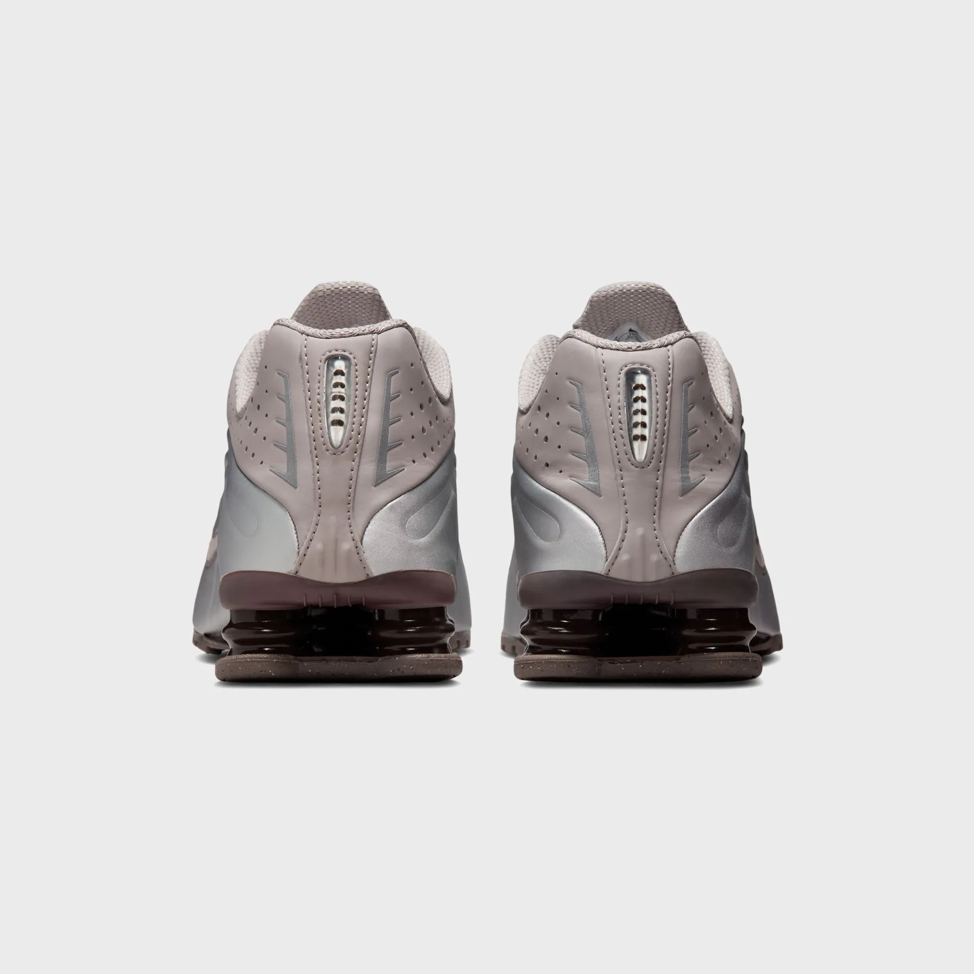 Big Savings Made to Move Nike Shox R4 - Cave Stone / Cave Stone / College Grey