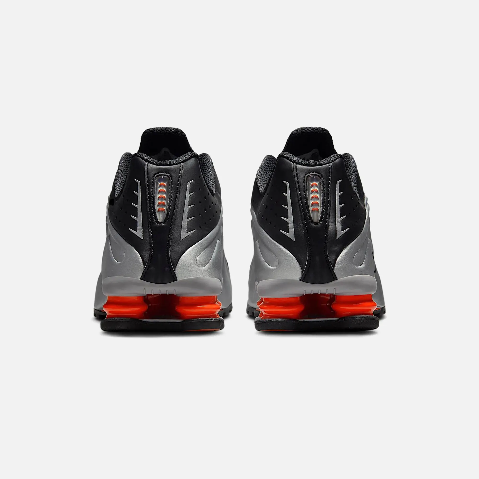 Nike Shox R4 - Metallic Silver / Black / Picante Red / Metallic Silver Padded Edge Specification