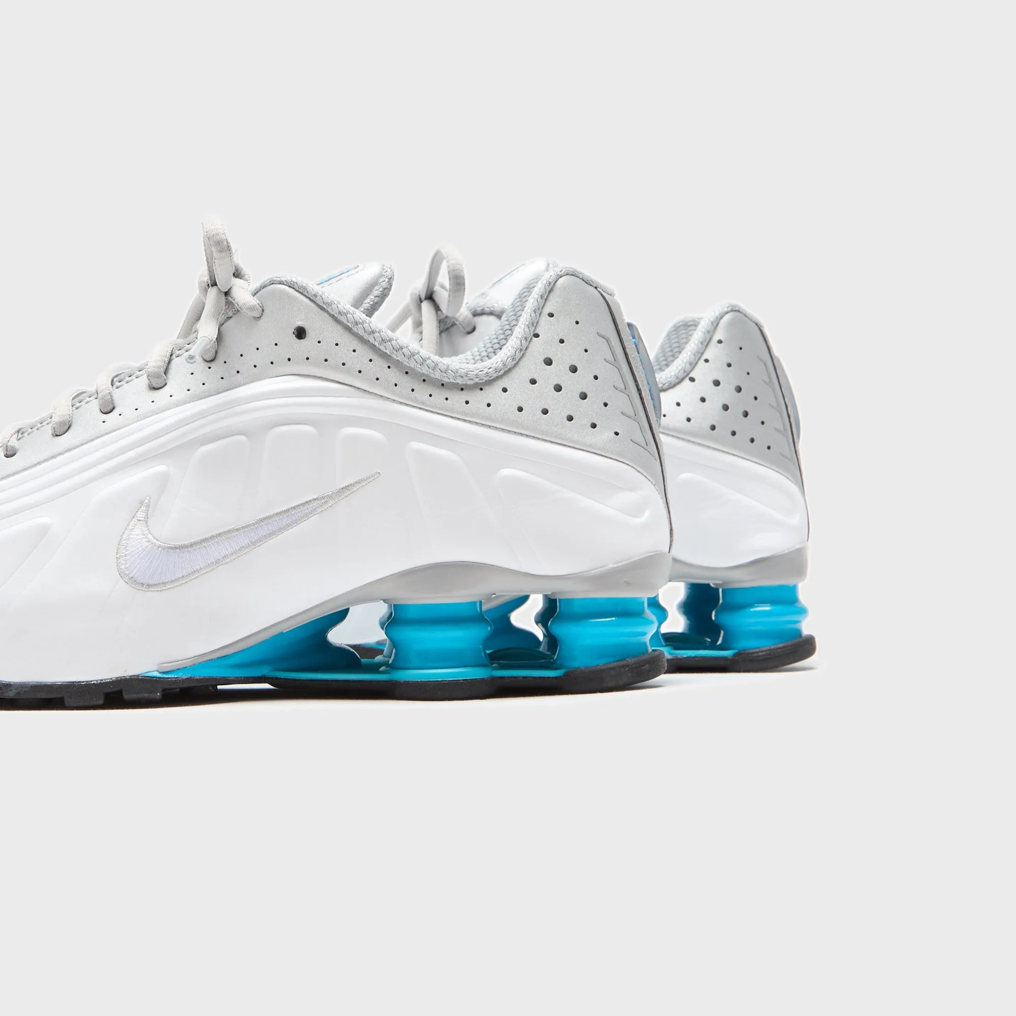 Surfing Comfortable Chukka Boots Nike Shox R4 - Metallic Silver / White / Blue Lagoon