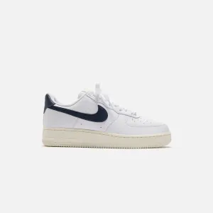 Slip-On Allurement Value Nike Wmns Air Force 1 `07 - White/ Obsidian/ Pale Ivory / Metallic Gold
