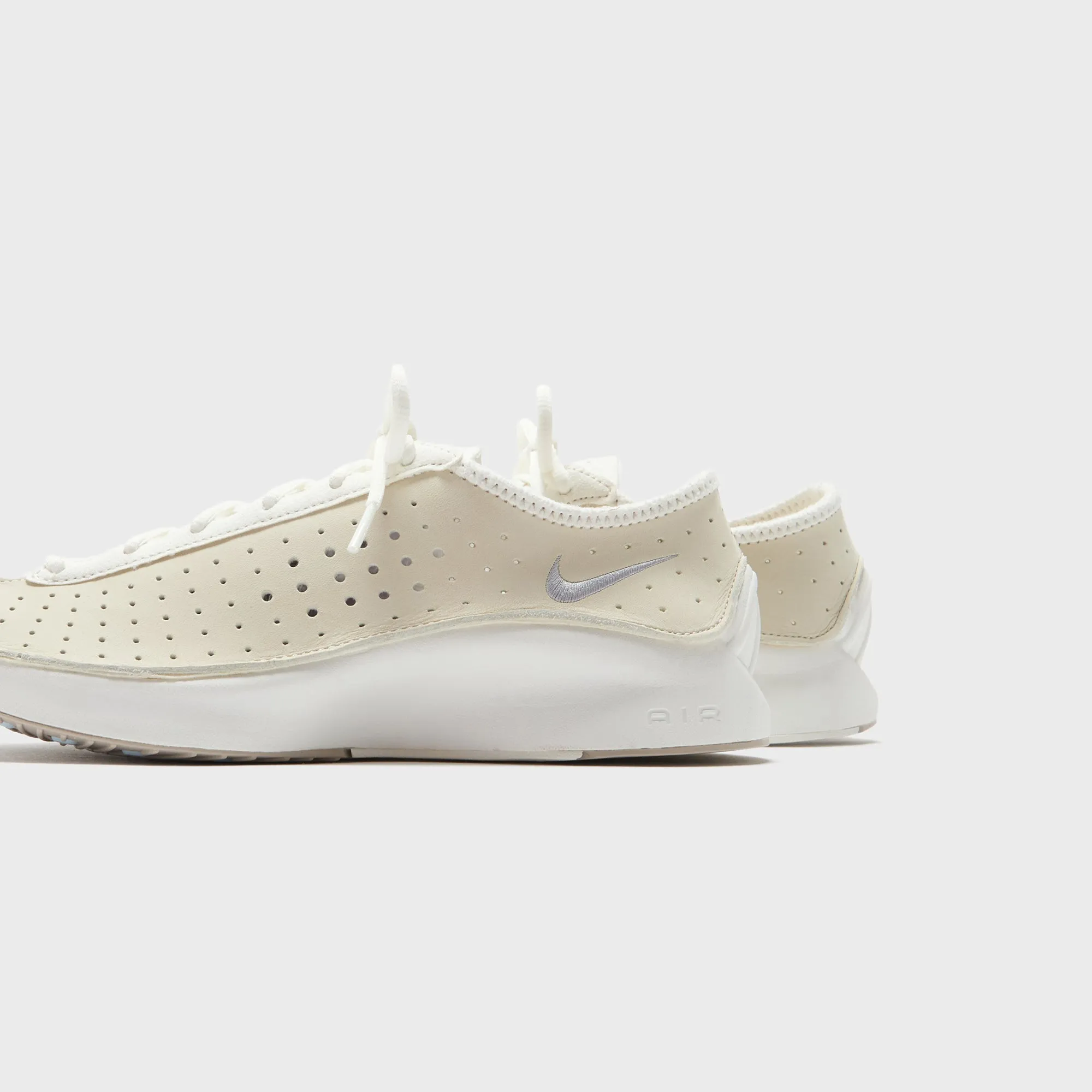 Retro Fit Nike Wmns Air Superfly - Coconut Milk / Metallic Silver