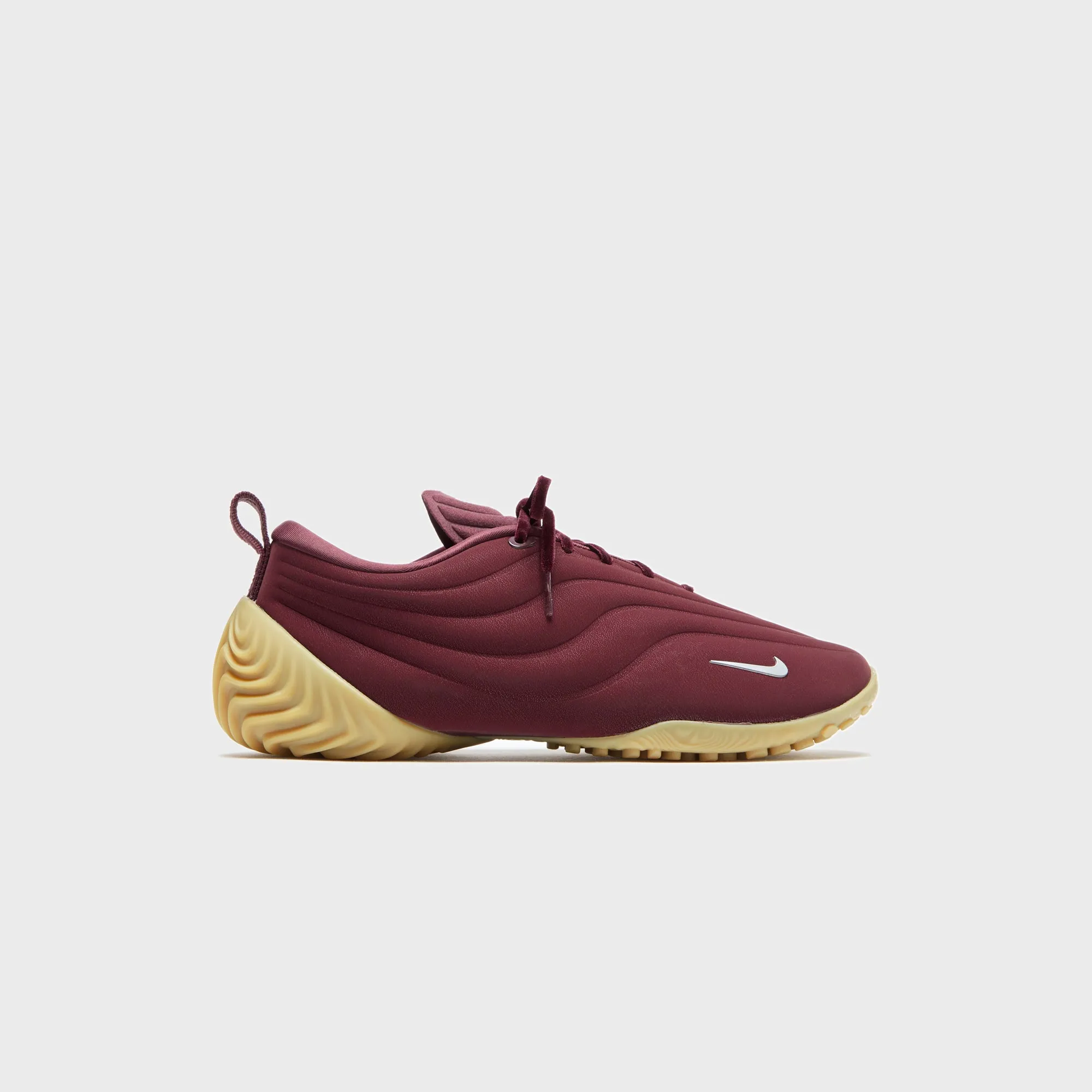 Nike Wmns Astra Ultra - Burgundy Good Grip Ability Design Packability