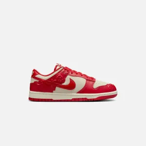 Shock-Buffering Lightweight Upper Shoe Nike Wmns Dunk Low Se - Coconut Milk / University Red / Pale Ivory