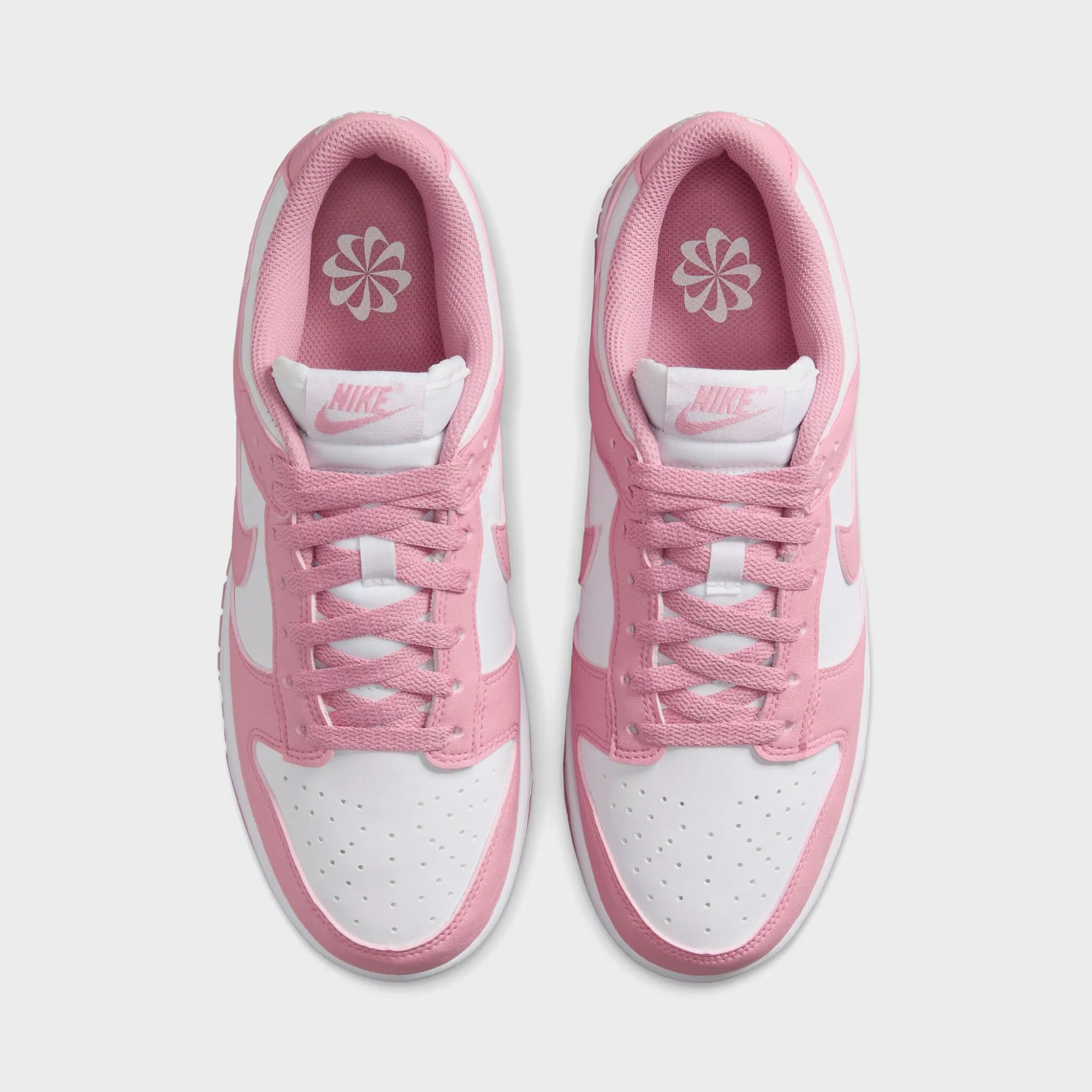 Nike Wmns Dunk Low - White / Elemental Pink Smooth Stride