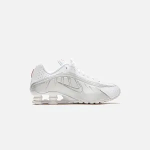 Comfort Producing Cushioning Effect Nike Wmns Shox R4 - White / Metallic Silver / Max Orange / White