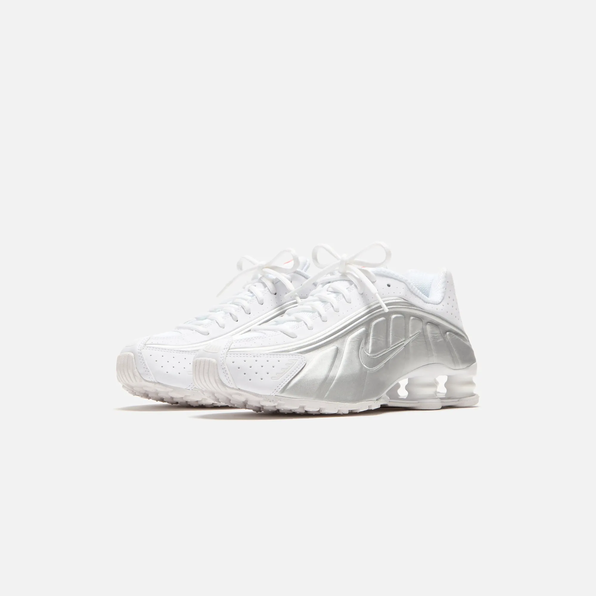 Nike Wmns Shox R4 - White / Metallic Silver / Max Orange / White Comfort Attributes