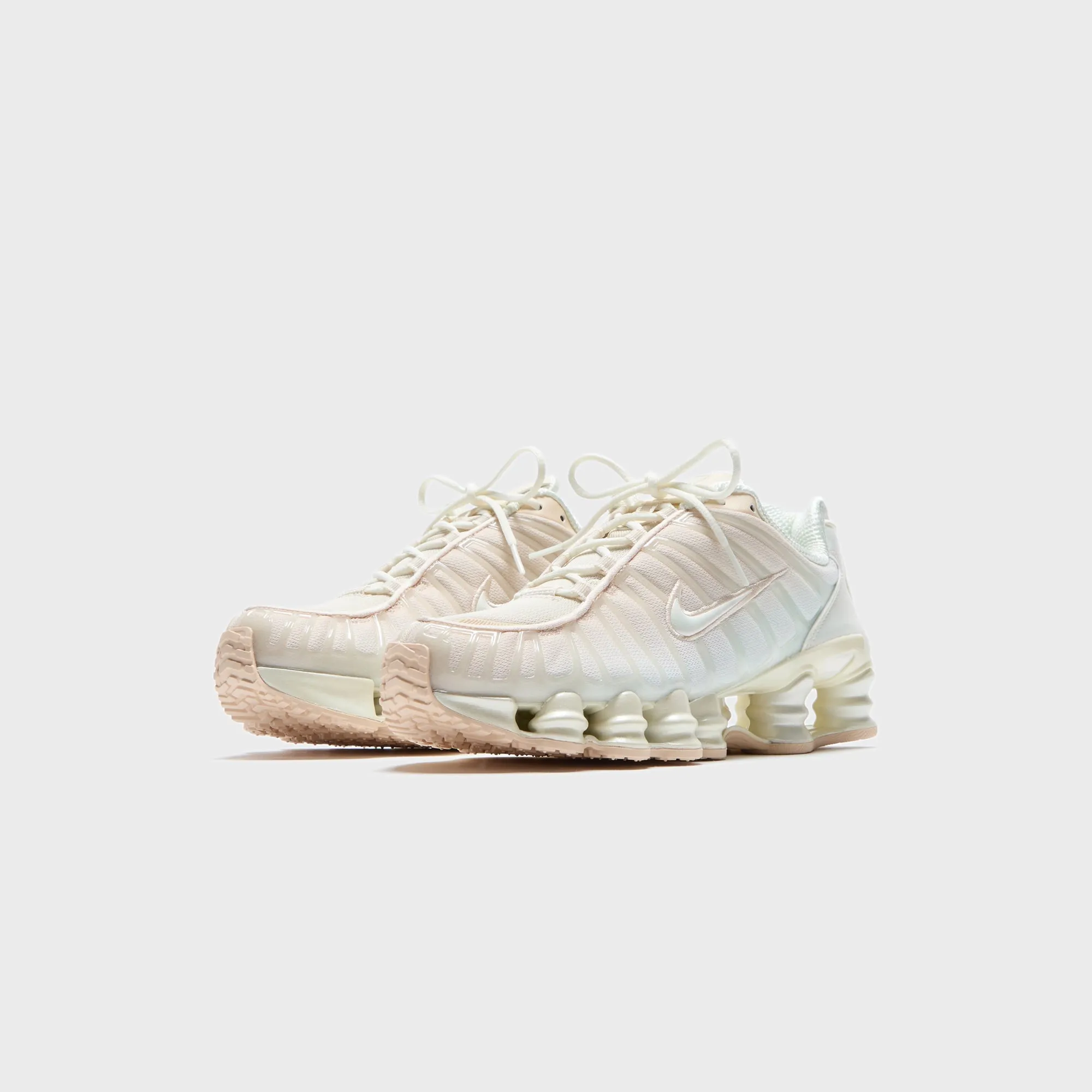 Nike Wmns Shox Tl- Pearl White / Soft Pearl / Particle Pink Long - Distance Walking Comfort Assessing