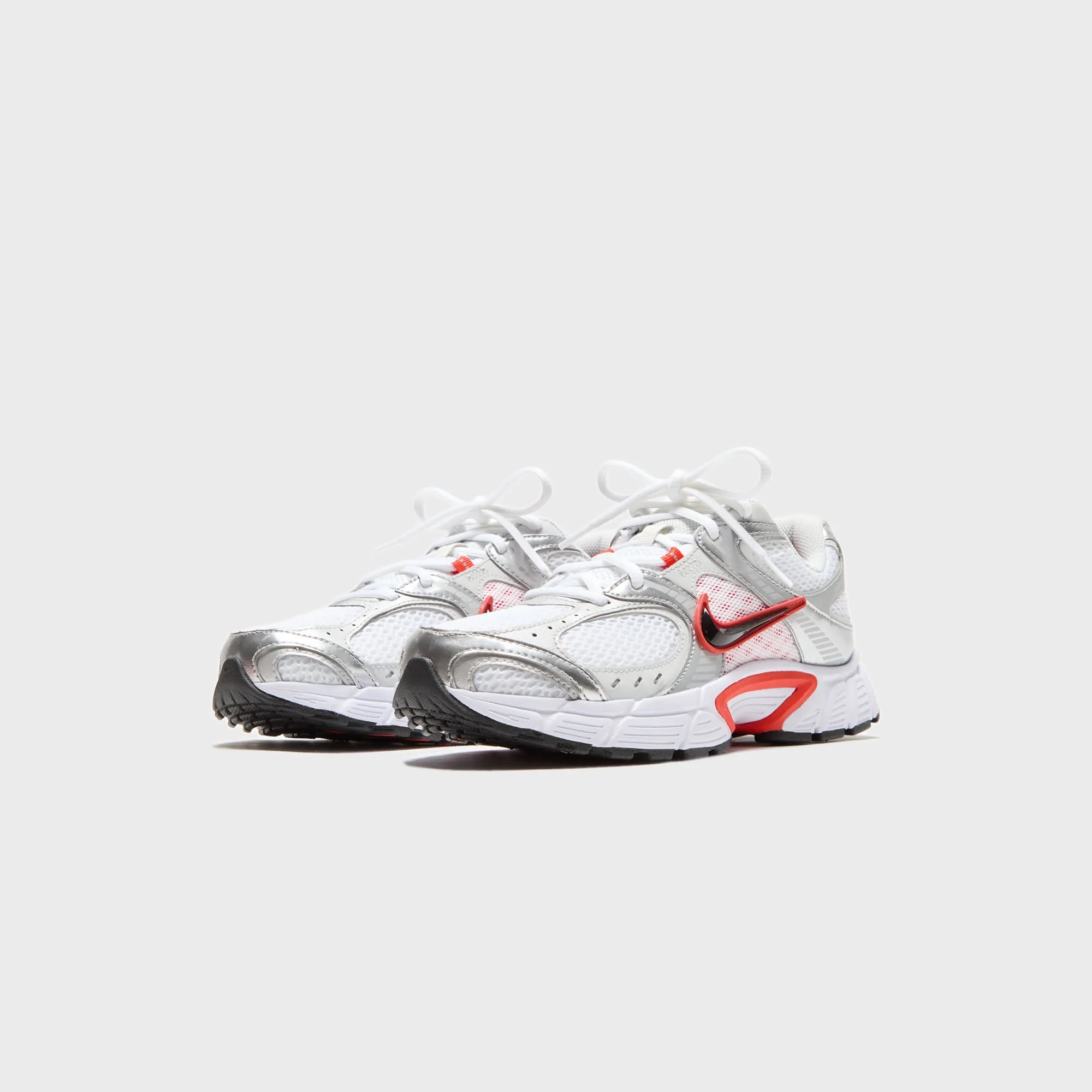 Nike Wmns V5 Rnr - White / Picante Red / Vast Grey / Black Just Price