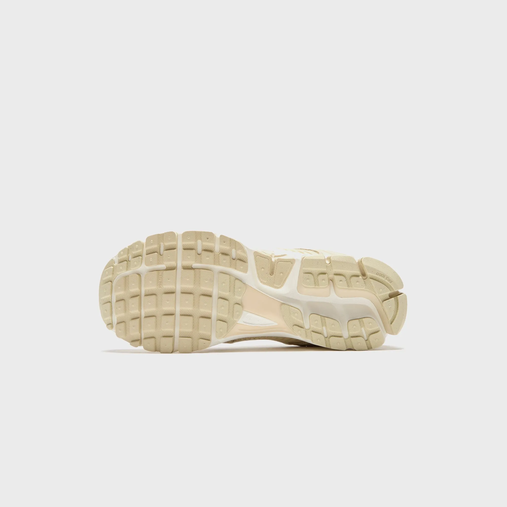 Low Maintenance Shockproofness Nike Wmns Zoom Vomero 5 - Beach / Sail / Light Khaki