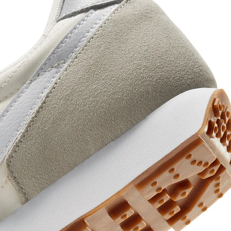 Nike Women'S Daybreak Romanesque Adjustable Screen Work
