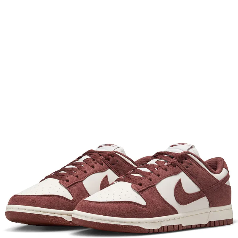 Nike Women'S Dunk Low Wear Resistant Attribute