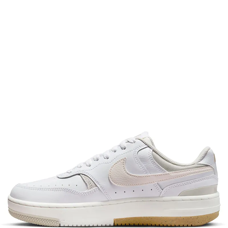 Nike Women'S Gamma Force Medium Padding Level Comfort Sizing