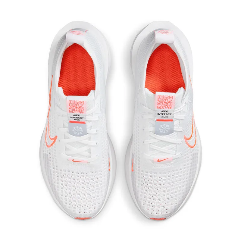 Chrysanthemum Nike Women'S Interact Run