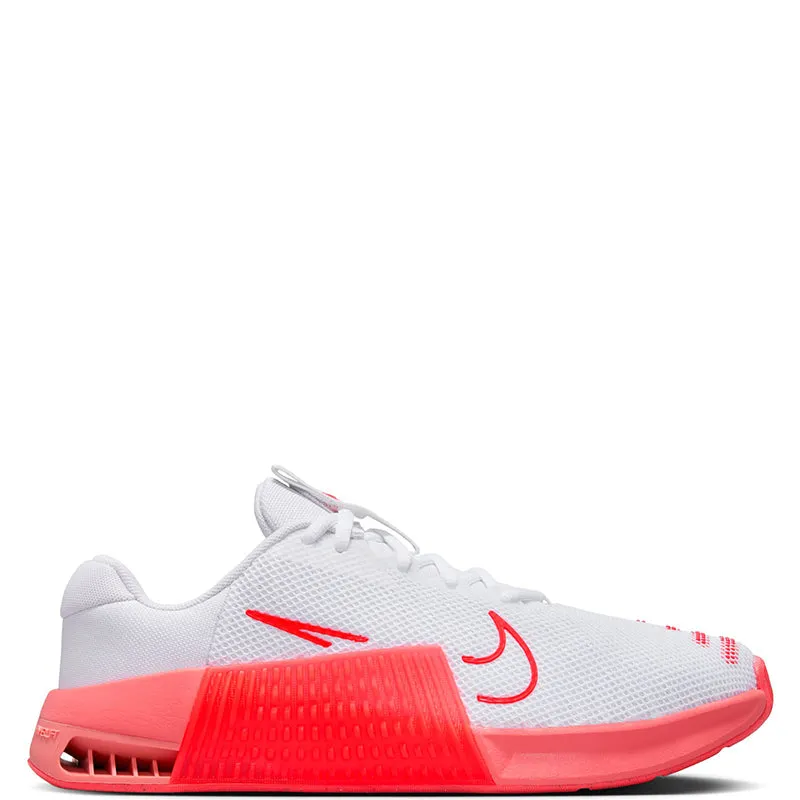 Comfortable Weightabilityability Moldable Feature Nike Women'S Metcon 9