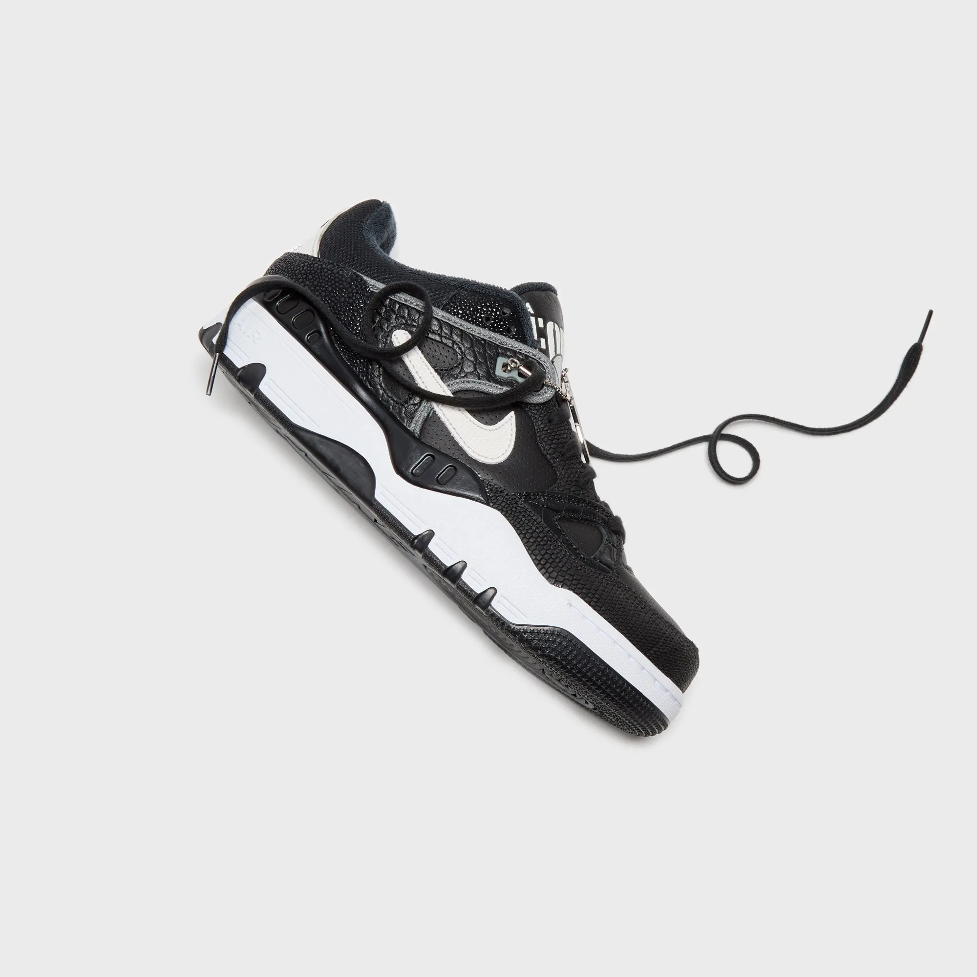 Arch Support System Design Concept Nike X Nigo Air Force 3 Low - Black / White