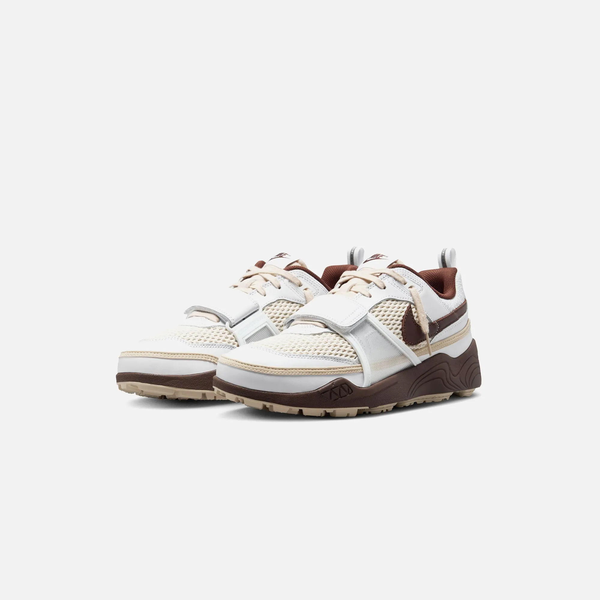 Nike X Travis Scott Jumpman Jack Zoom Field Jaxx - White / Light Chocolate Ergonomic Design Sandal