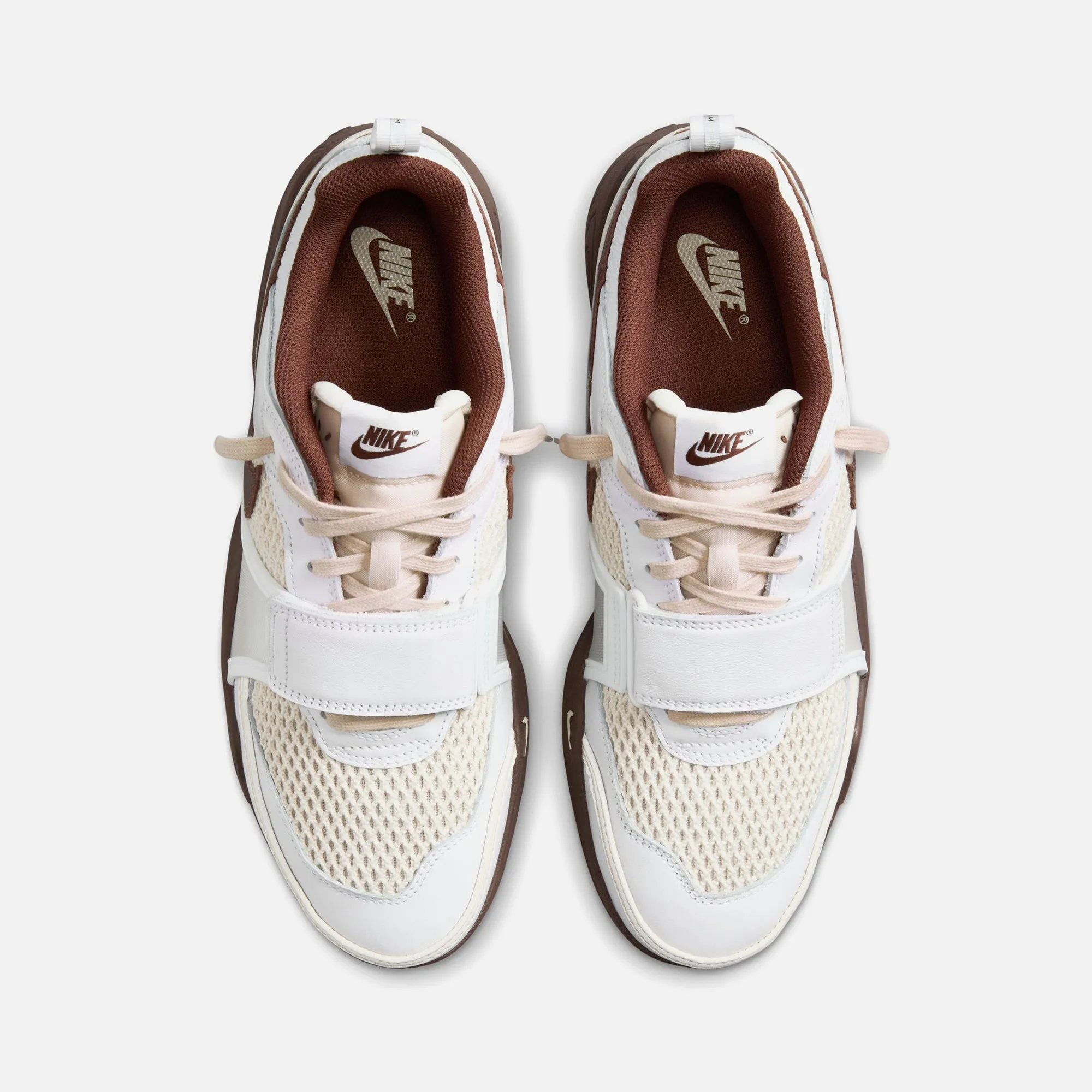 Walkable Slip-On Description Details Design Nike X Travis Scott Jumpman Jack Zoom Field Jaxx - White / Light Chocolate