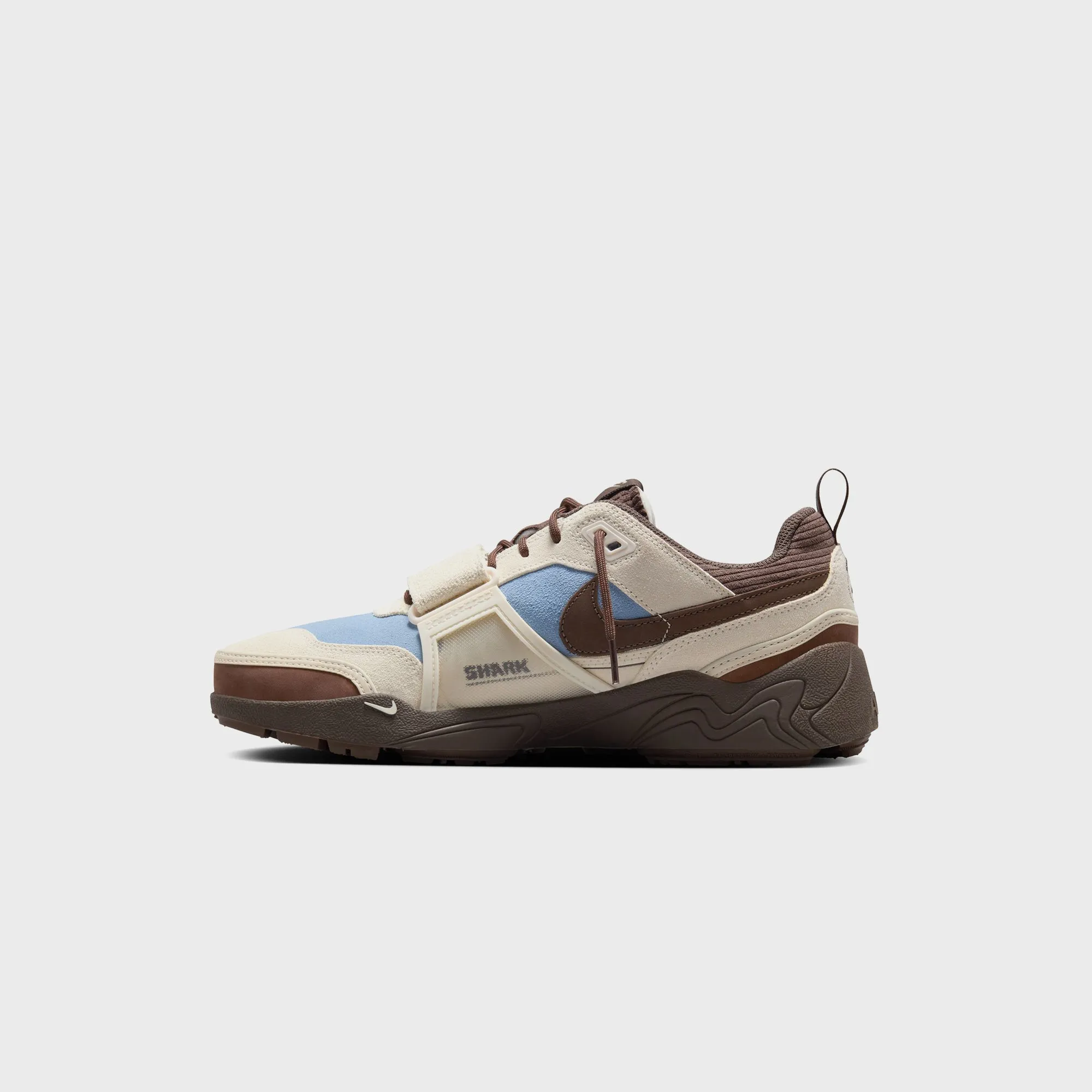 Nike X Travis Scott Nike Zoom Field Jaxx -  Leche Blue / Baroque Brown / Pale Ivory / Light Chocolate Soft To Touch Multi - Directional Flexibility