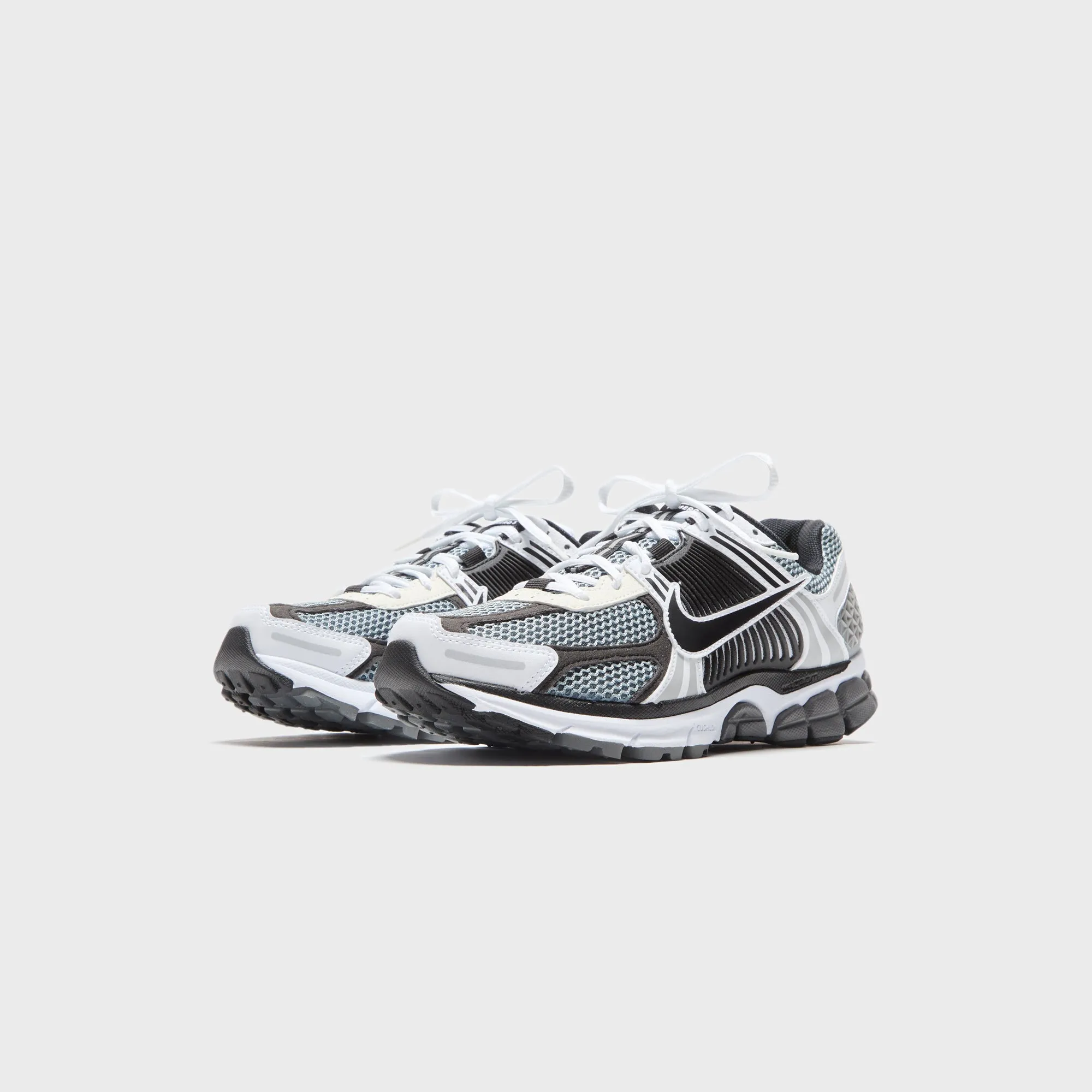 Comfort Obstacle Work Nike Zoom Vomero 5 Se Sp - Dark Grey / White / Sail / Black