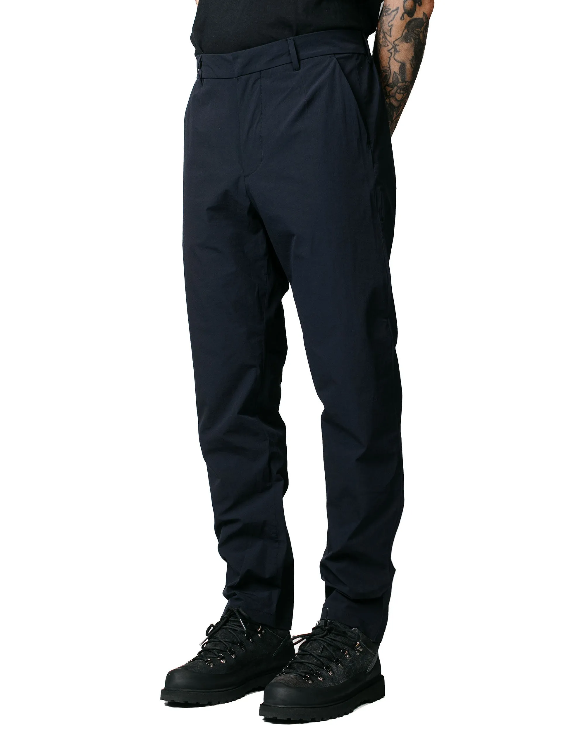 Norse Projects Aaren Travel Light Dark Navy Stretch Sleeves