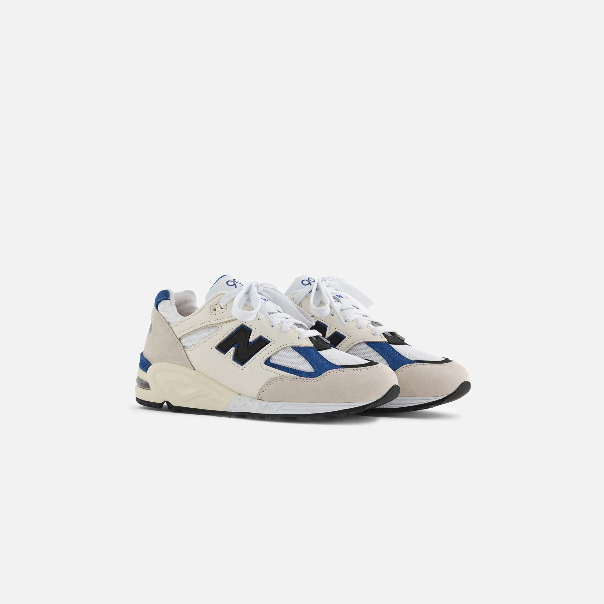 Game-Changer Footwear Flash Sale New Balance Made In Usa 990V2 - White / Blue