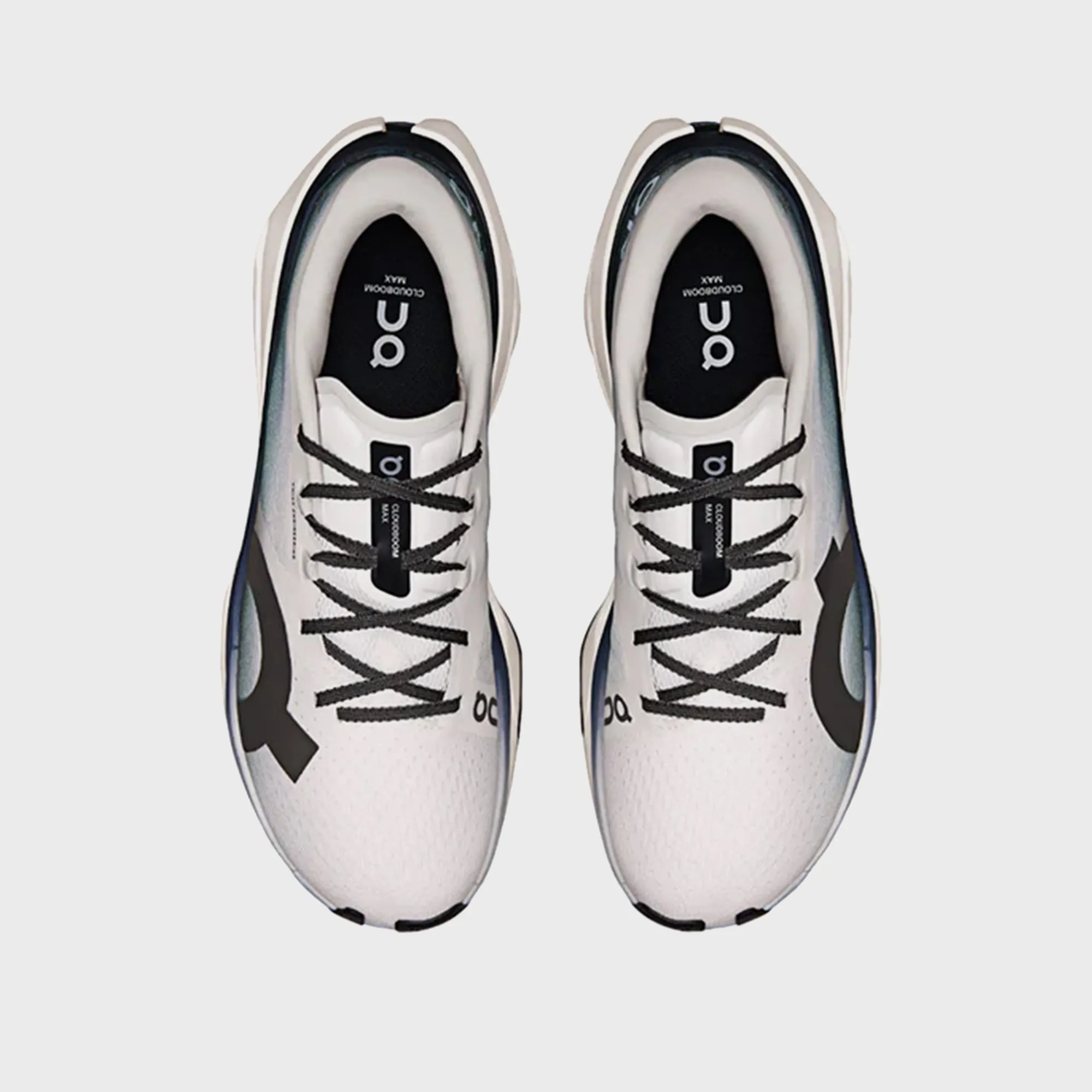 Comfort Aero Comfortable Design" On Running Cloudboom Max - White / Black