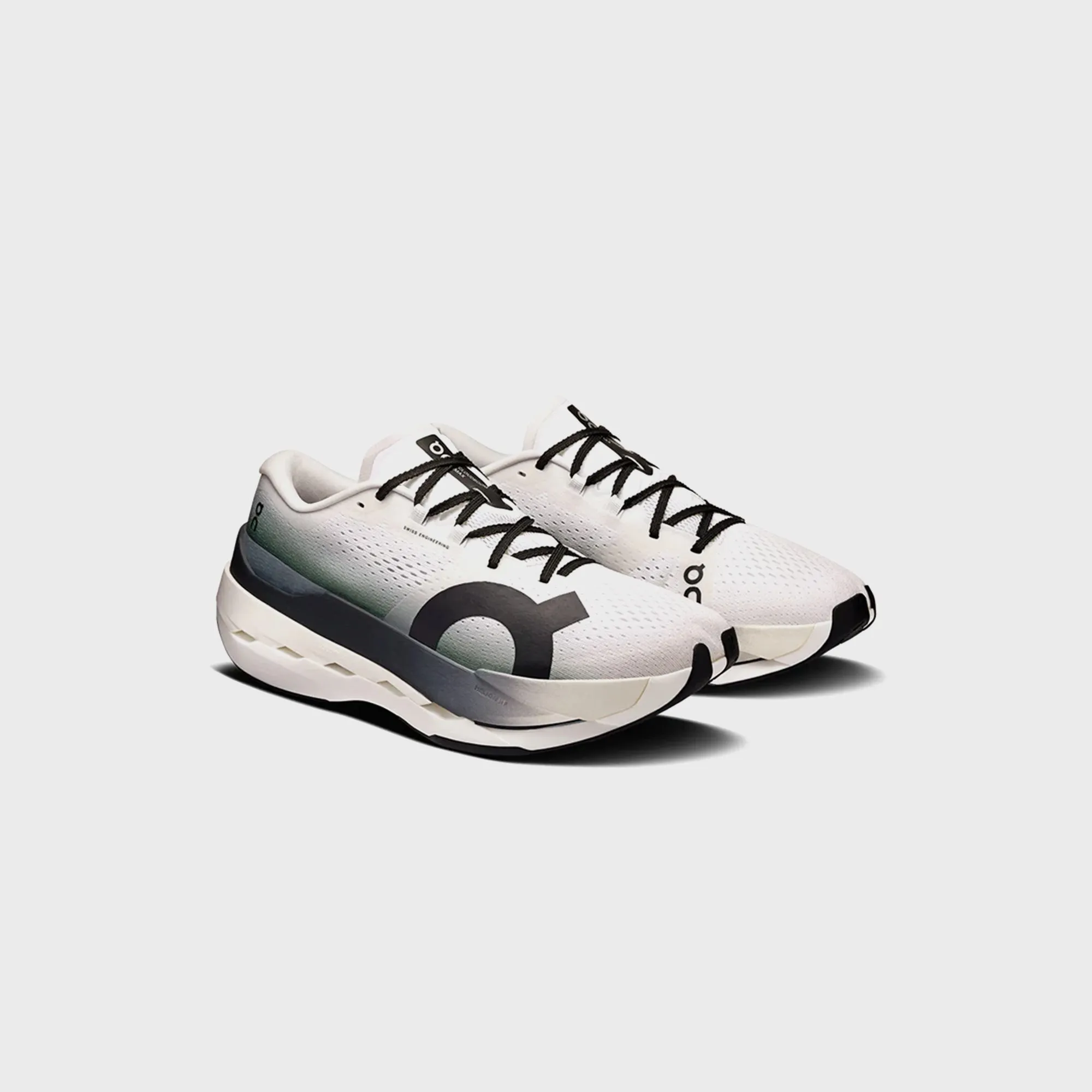 On Running Cloudboom Max - White / Black Confidentially Soft Strapping Padding