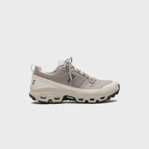 Comfortable Lacing On Running Cloudrock Low Wp - Cinder / Fog